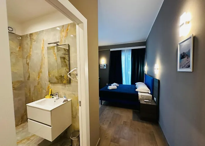 לינה וארוחת בוקר Sunset 4*